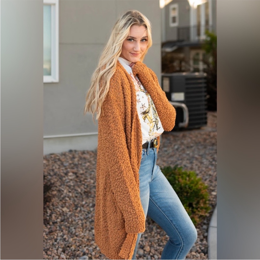 Listicle fuzzy Cardigan